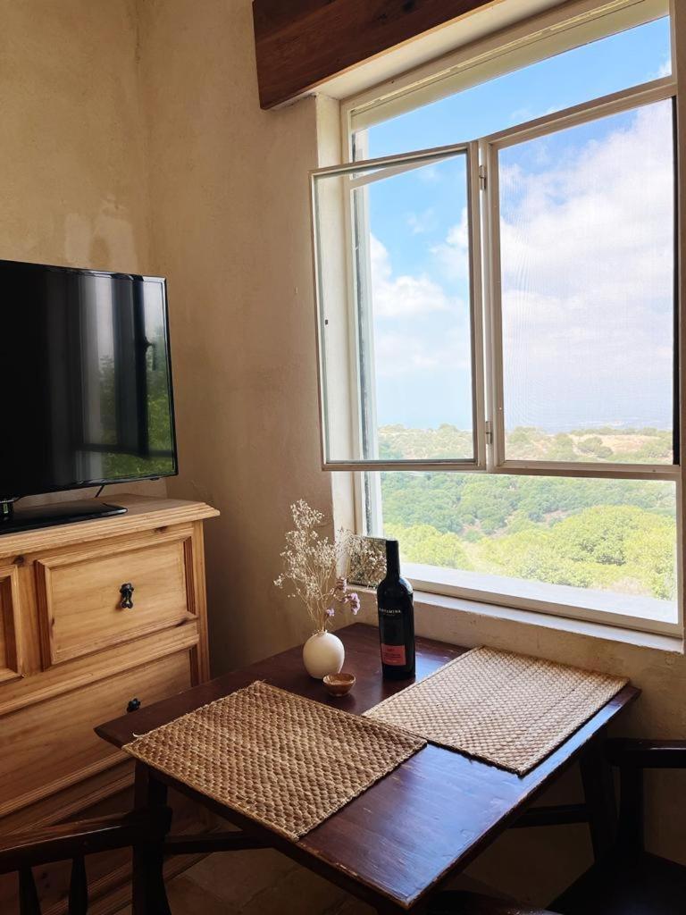 Appartement Benichuta à Mitzpe Hila Extérieur photo
